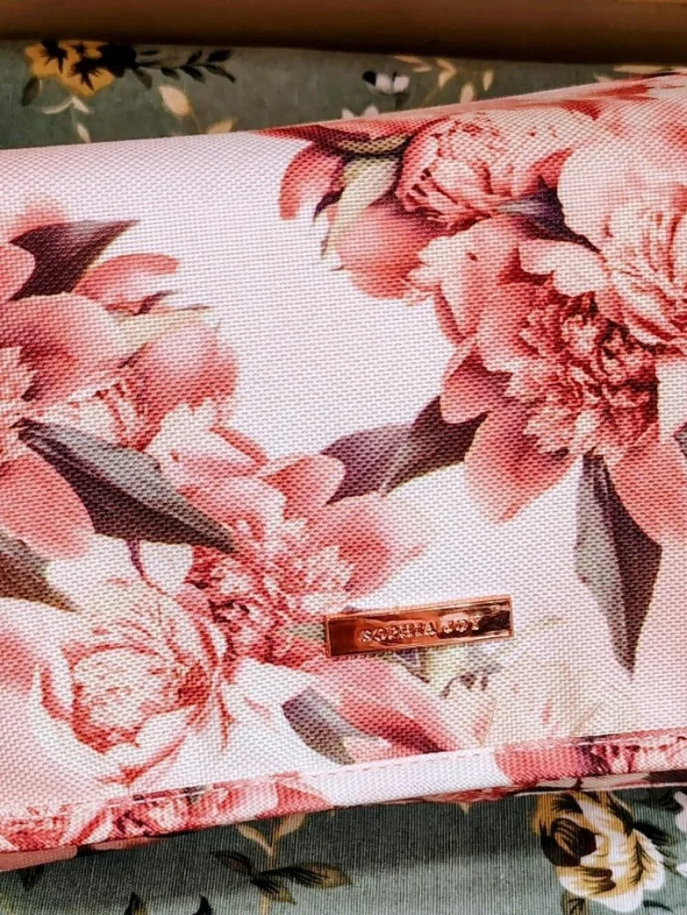 NWOT Sophia Joy Pink Floral Makeup Travel Organizer